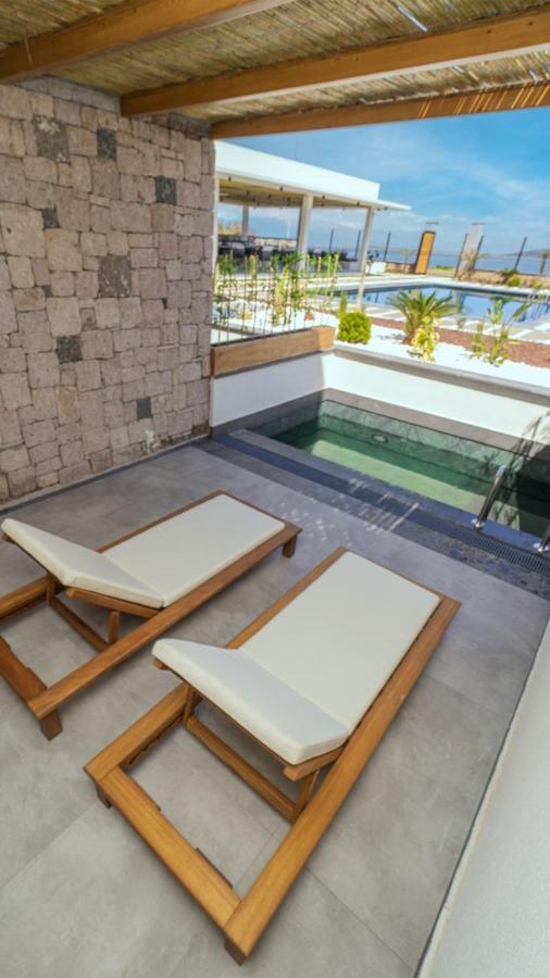 Leone Cunda Edition Otel ไอวาลิค ภายนอก รูปภาพ